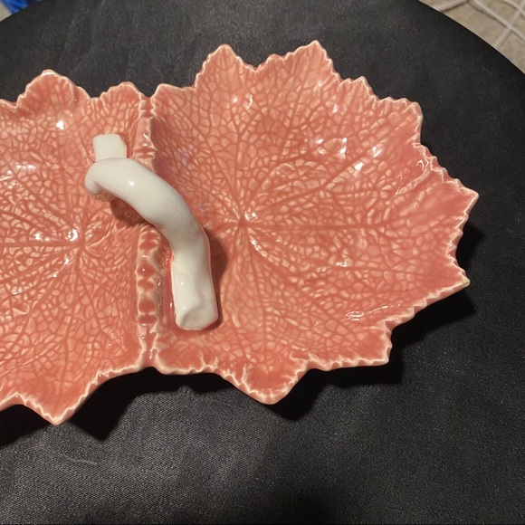 NEUWIRTH Portugal PINK MAPLE LEAF 2- Sided Dish - Picture 11 of 11